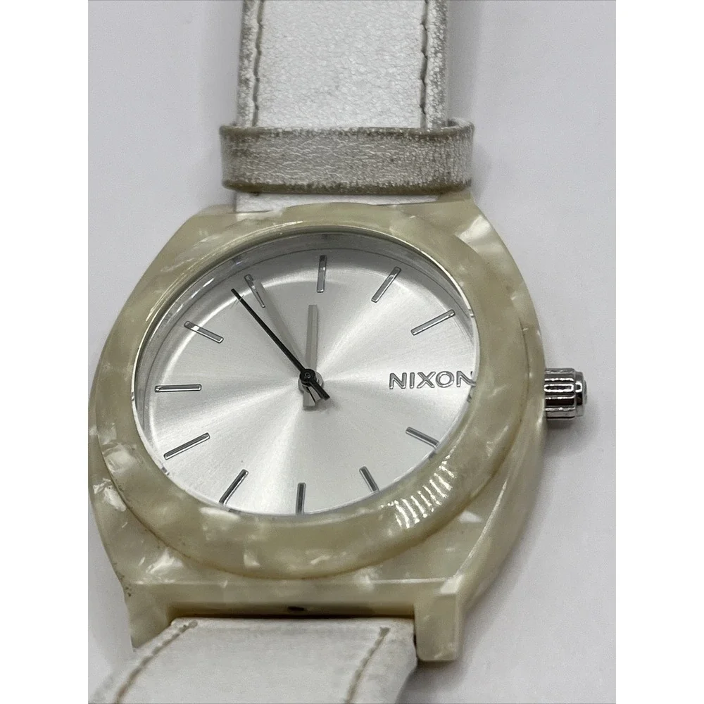 Nixon see pictures
